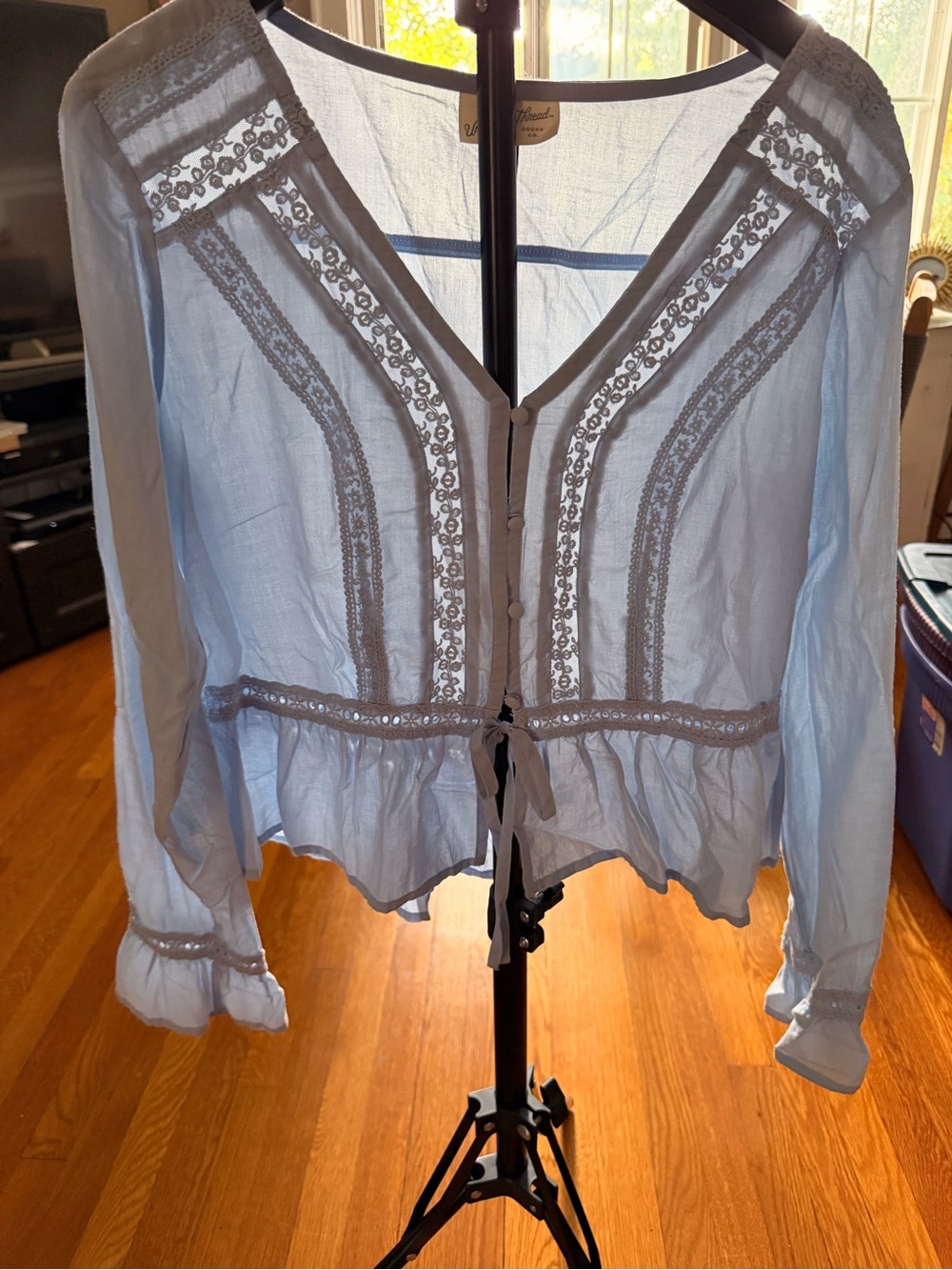 Universal Thread Light Blue Lace-Trim Button Front Peasant Top